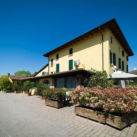 Rifugio San Lorenzo Bed & Breakfast Porto Mantovano Exterior photo